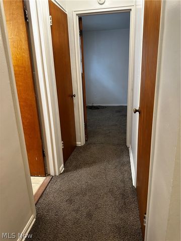 2676 Noble Road 3, Cleveland Heights, OH 44121