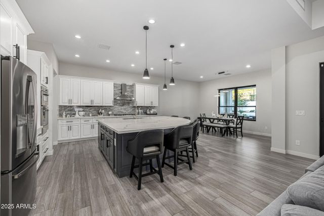 24225 N 65TH Avenue, Glendale, AZ 85310