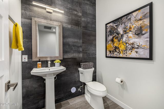 24225 N 65TH Avenue, Glendale, AZ 85310