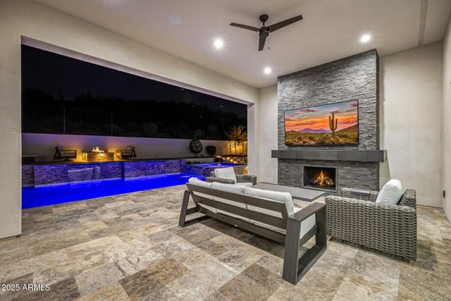 24225 N 65TH Avenue, Glendale, AZ 85310