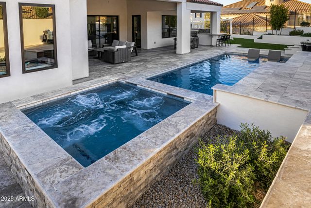 24225 N 65TH Avenue, Glendale, AZ 85310