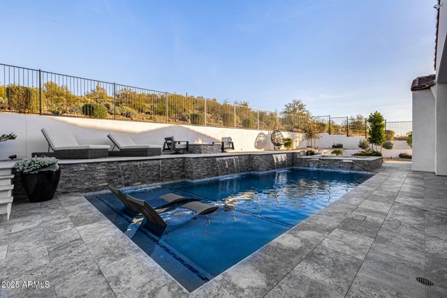 24225 N 65TH Avenue, Glendale, AZ 85310