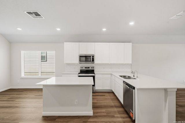 8506 Smithers Avenue, San Antonio, TX 78252