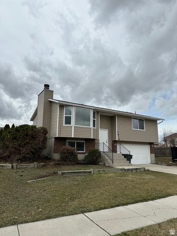 3876 S BURNINGHAM DR, West Valley City, UT 84119