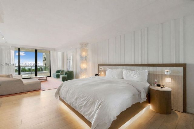 2201 Collins Ave 532, Miami Beach, FL 33139