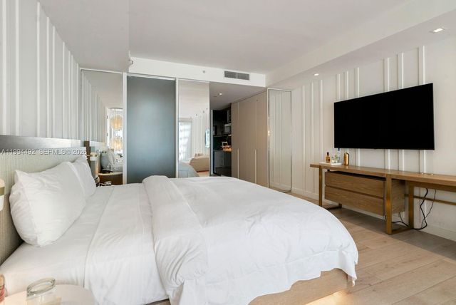 2201 Collins Ave 532, Miami Beach, FL 33139