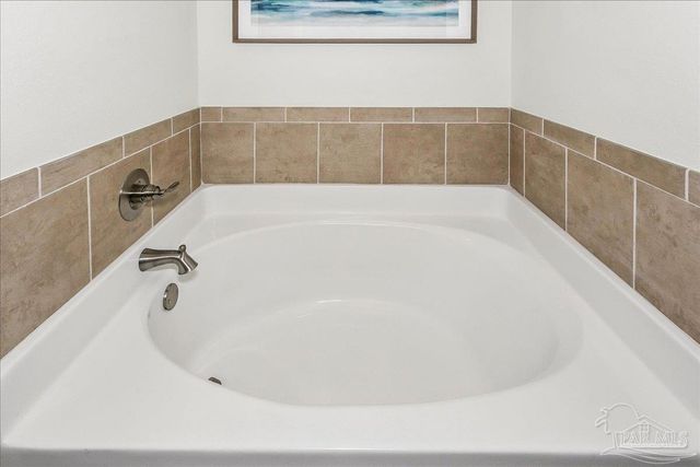 633 Wild Heron Way, Pensacola, FL 32507