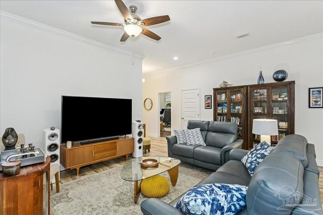 633 Wild Heron Way, Pensacola, FL 32507