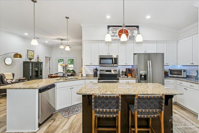 633 Wild Heron Way, Pensacola, FL 32507