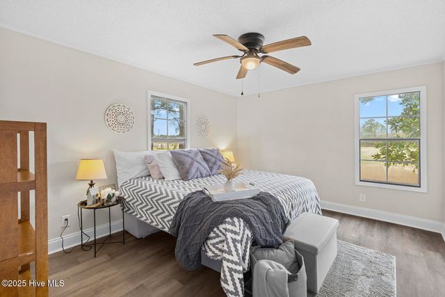 2540 Belgrade Swansboro Road, Maysville, NC 28555