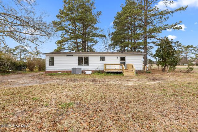 2540 Belgrade Swansboro Road, Maysville, NC 28555