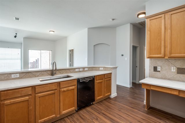 5201 Golden Wheat Lane, Mckinney, TX 75070