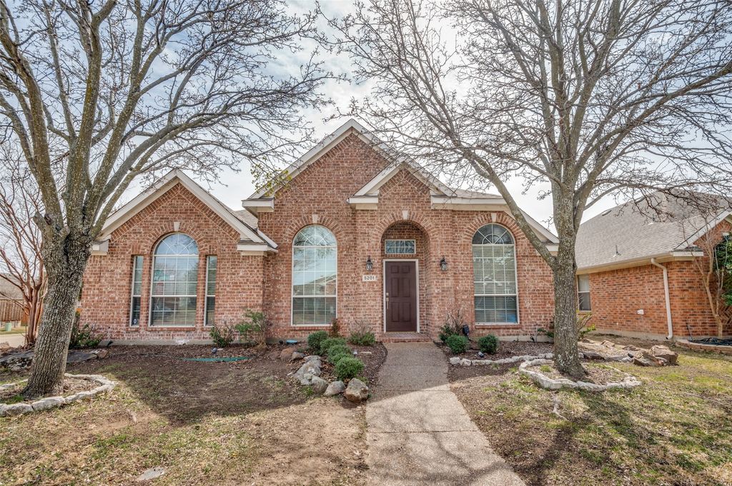 5201 Golden Wheat Lane, Mckinney, TX 75070