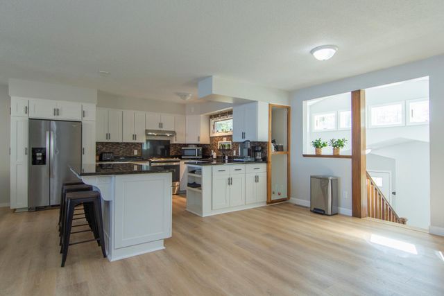 810 Main Street W, Isle, MN 56342