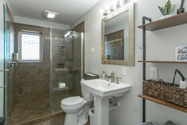 810 Main Street W, Isle, MN 56342