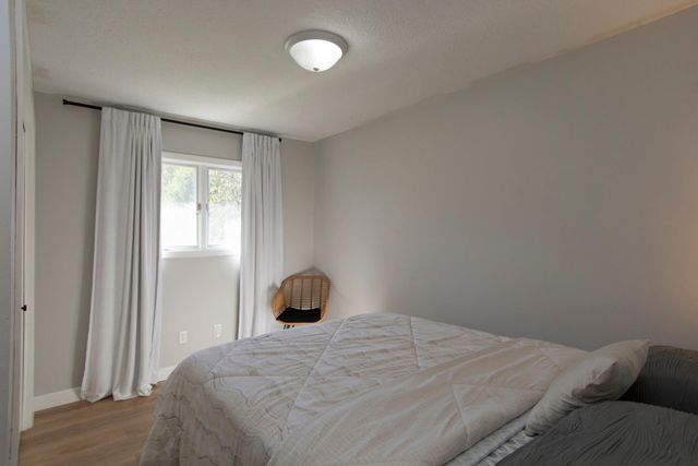 810 Main Street W, Isle, MN 56342