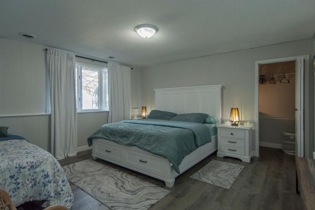 810 Main Street W, Isle, MN 56342