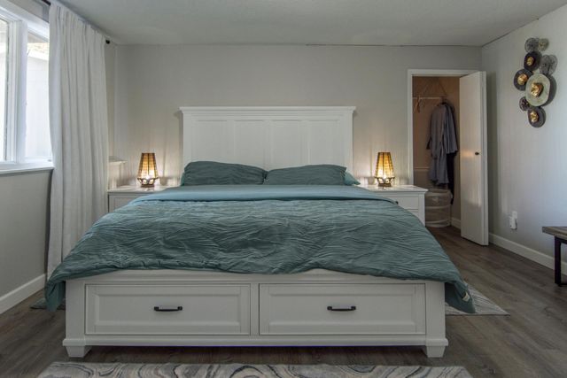 810 Main Street W, Isle, MN 56342