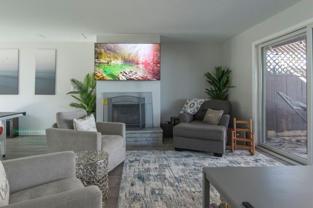 810 Main Street W, Isle, MN 56342