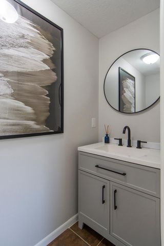 810 Main Street W, Isle, MN 56342