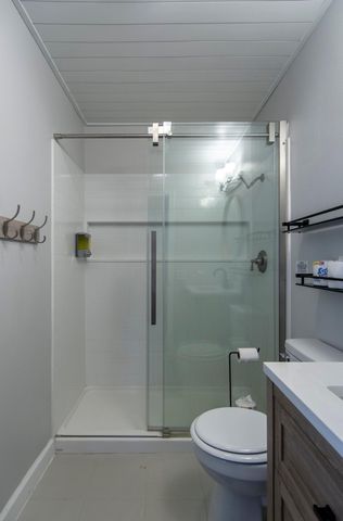 810 Main Street W, Isle, MN 56342