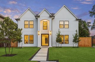5005 Chestnut Street, Bellaire, TX 77401