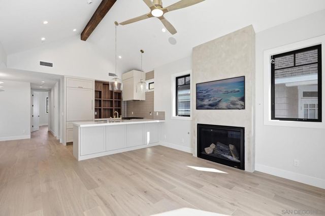 845 G Ave, Coronado, CA 92118