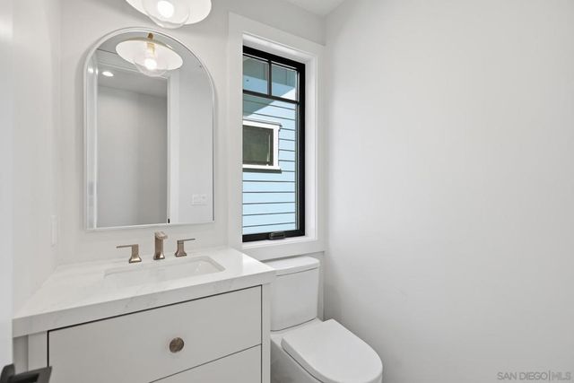 845 G Ave, Coronado, CA 92118