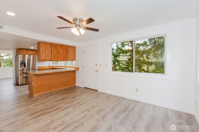 16326 SE Auburn-Black Diamond Road, Auburn, WA 98092