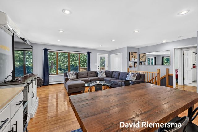 14254 Green Street, Grand Haven, MI 49417