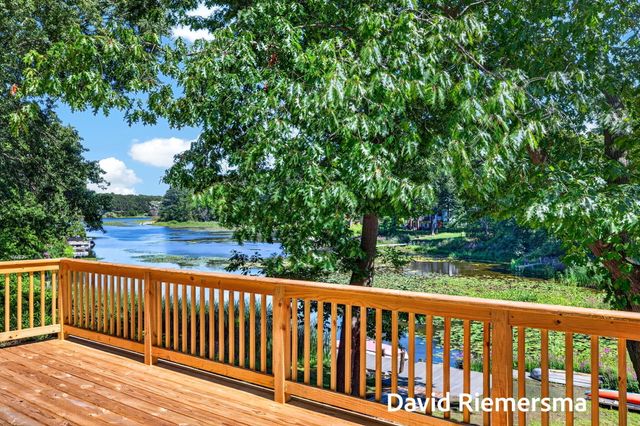 14254 Green Street, Grand Haven, MI 49417