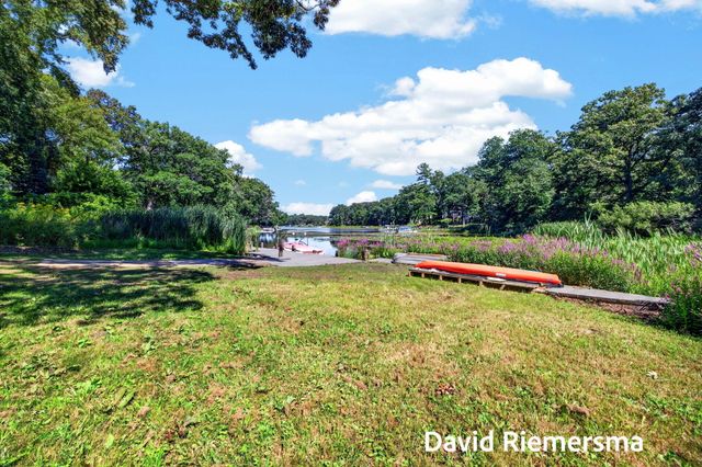 14254 Green Street, Grand Haven, MI 49417
