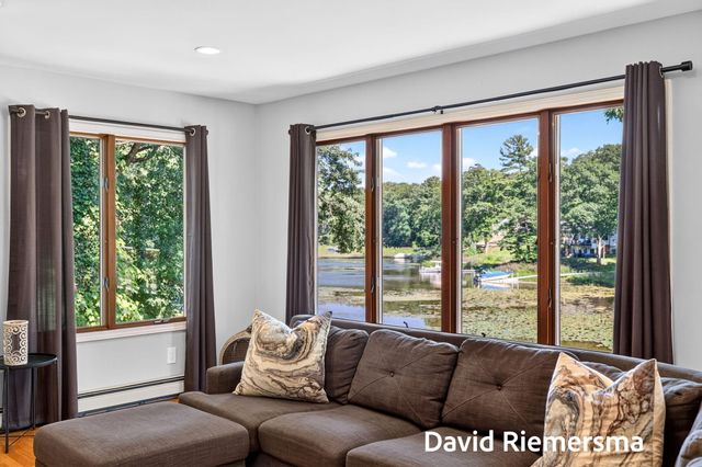 14254 Green Street, Grand Haven, MI 49417