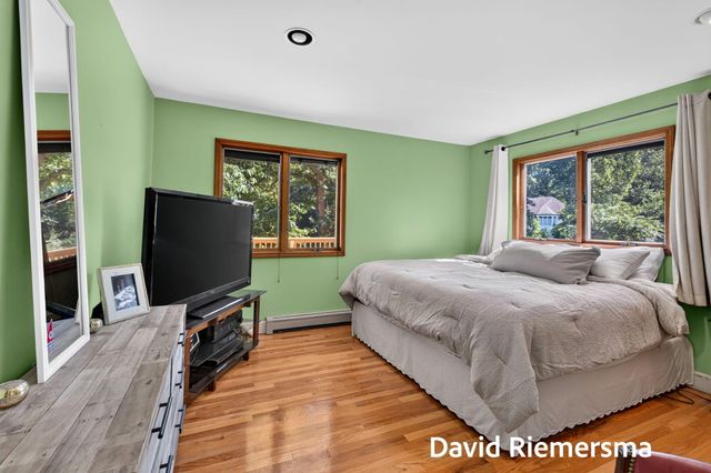 14254 Green Street, Grand Haven, MI 49417