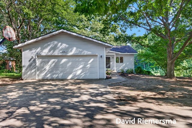 14254 Green Street, Grand Haven, MI 49417