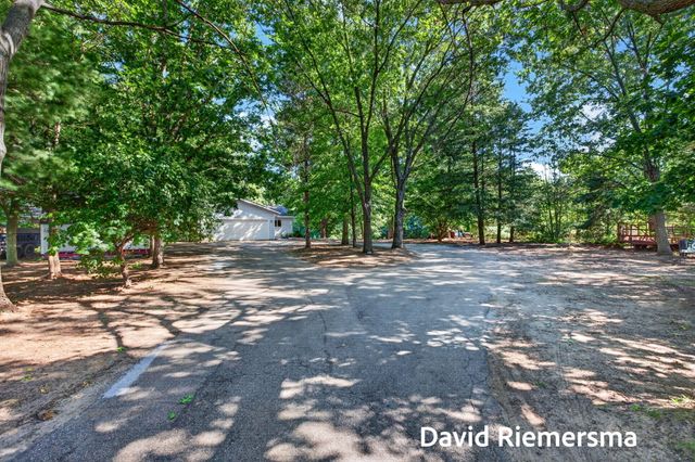 14254 Green Street, Grand Haven, MI 49417