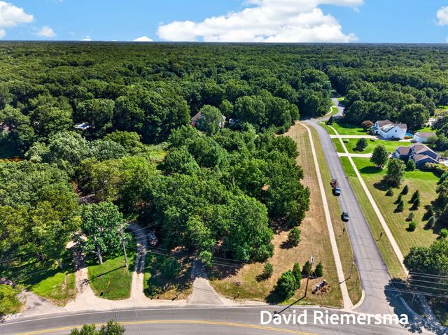 14254 Green Street, Grand Haven, MI 49417