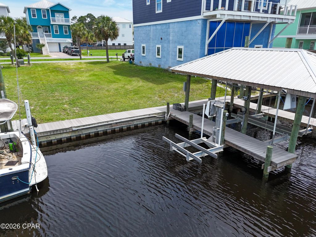 Image 9 of property listing at 933 Lighthouse Lagoon Court, Panama City Beach, FL 32407