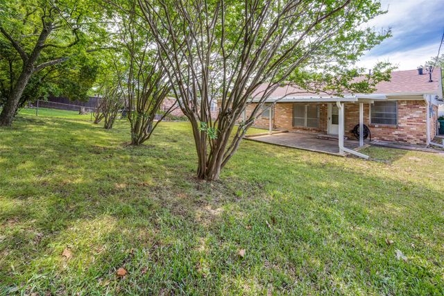 2325 N Ricketts Street, Sherman, TX 75092