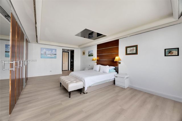 1800 NE 114th St 1103, Miami, FL 33181