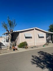 9161 Santa Fe E 54, Hesperia, CA 92345