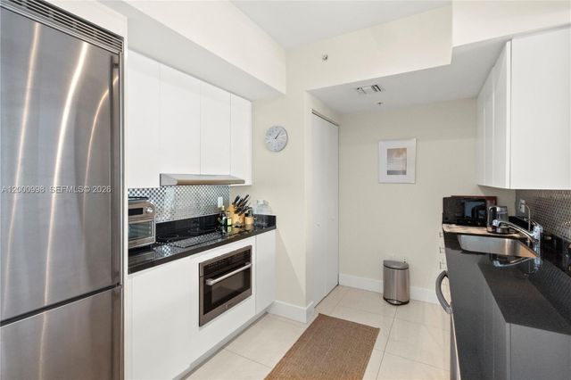 92 SW 3rd St 1202, Miami, FL 33130