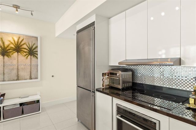 92 SW 3rd St 1202, Miami, FL 33130