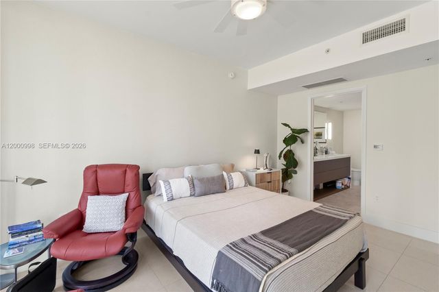 92 SW 3rd St 1202, Miami, FL 33130