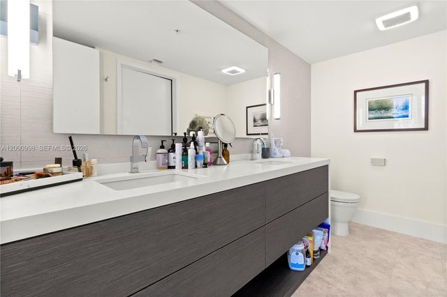 92 SW 3rd St 1202, Miami, FL 33130