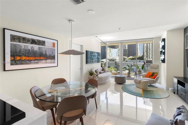 92 SW 3rd St 1202, Miami, FL 33130