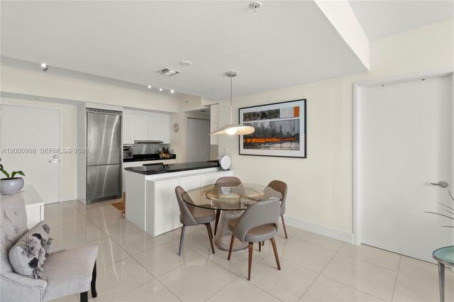 92 SW 3rd St 1202, Miami, FL 33130