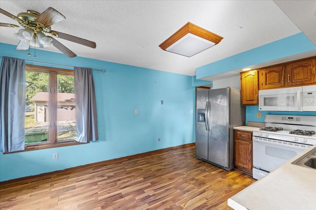 106 E Union Street, Mahomet, IL 61853