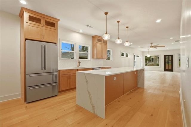 1566 Olympian SW Circle, Atlanta, GA 30310