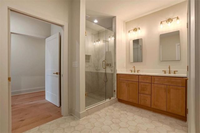 1566 Olympian SW Circle, Atlanta, GA 30310